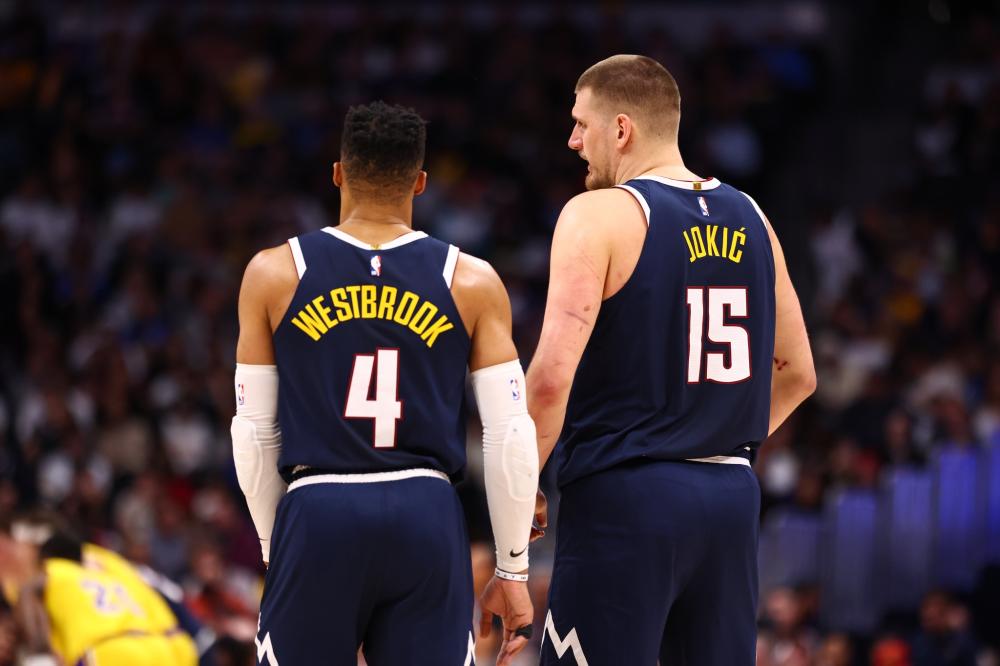 球队依然保 球队依然保