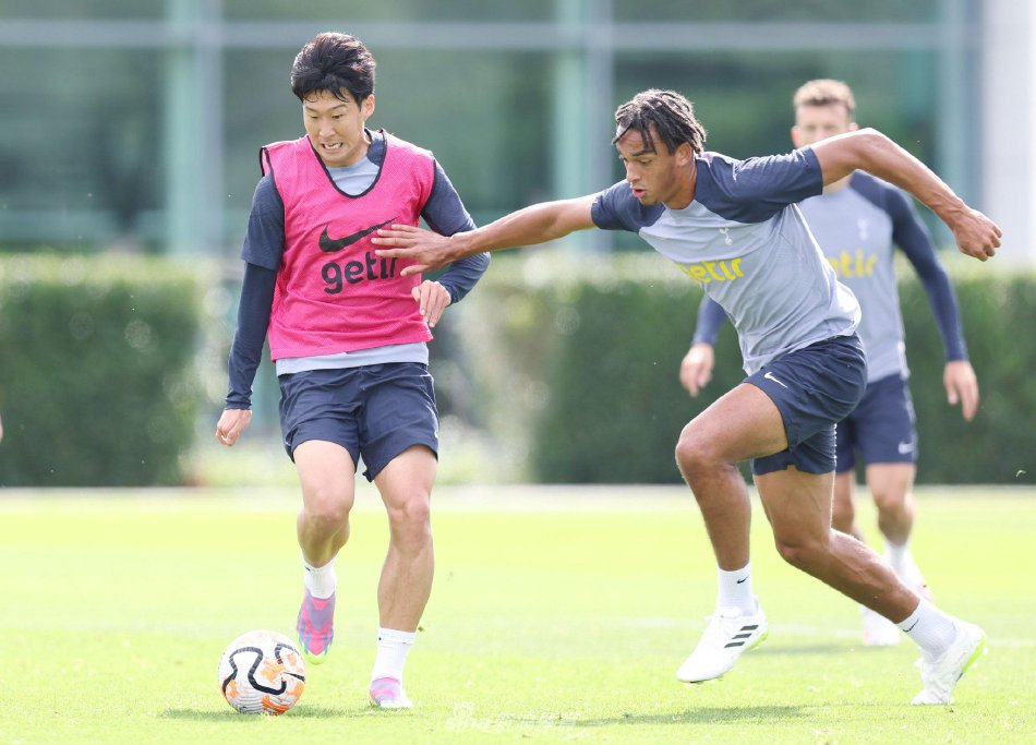 团队合作的 团队合作的