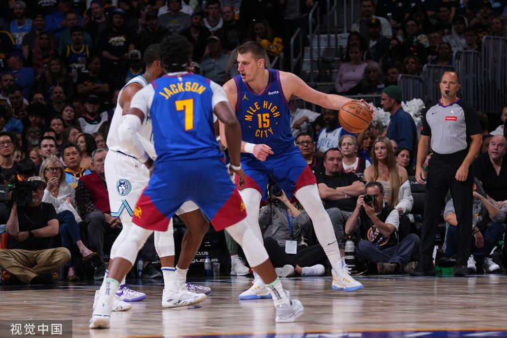 仅是个人荣 仅是个人荣