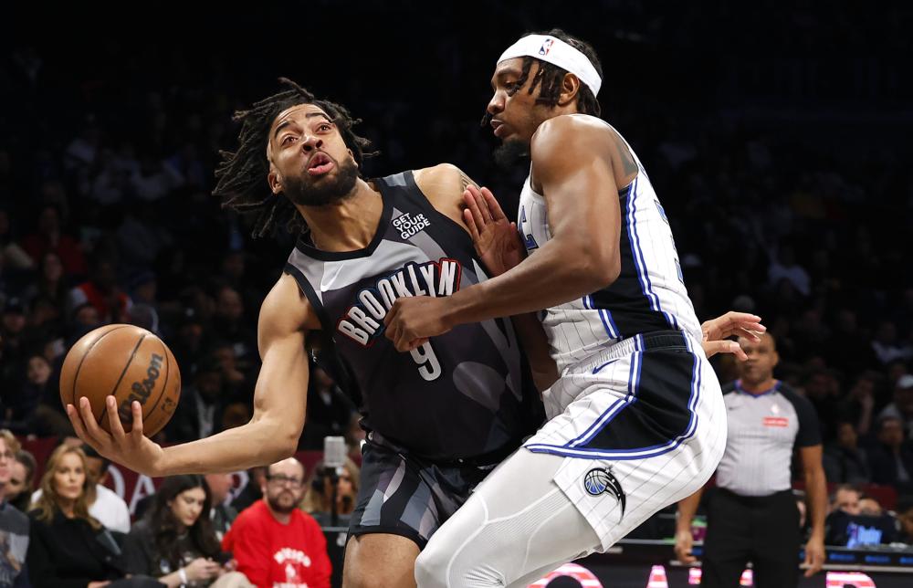 球场上为证 球场上为证