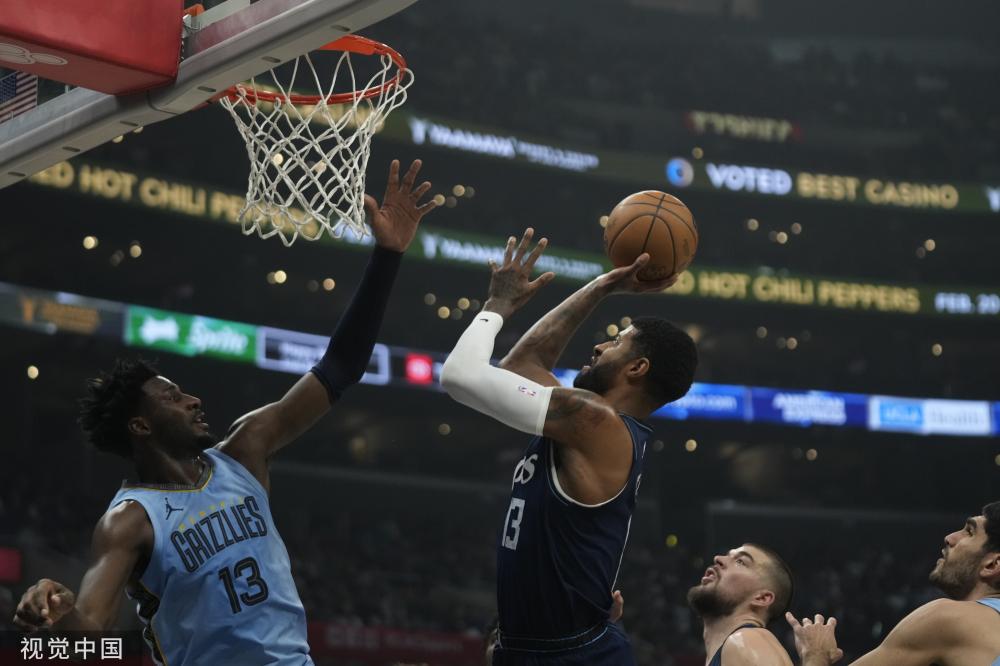 的舞台上 的舞台上